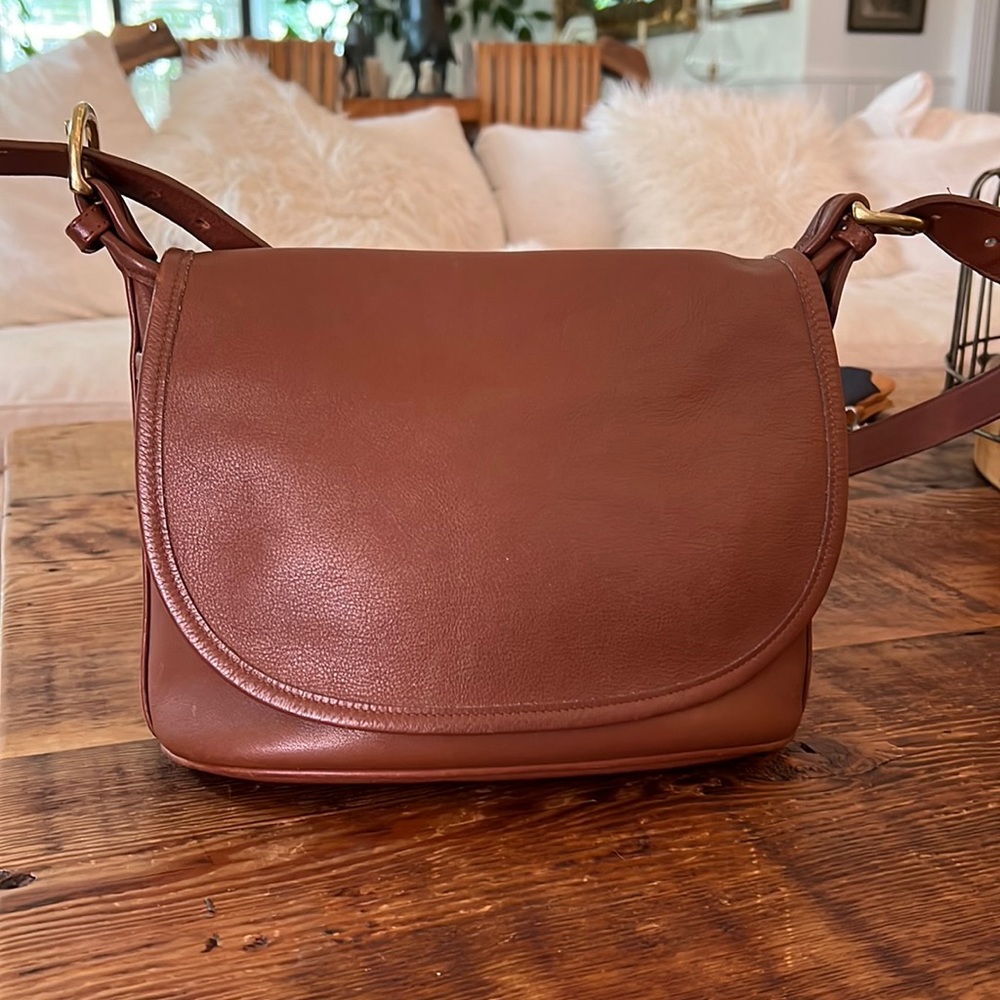 Vintage Coach fletcher flap bag 4150